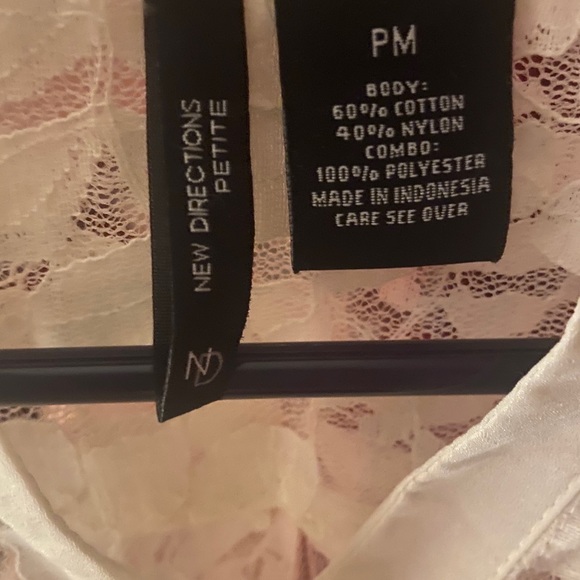 Top - Picture 2 of 4